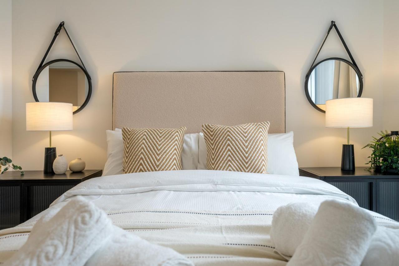 Luxurious Spacious 2Bed Suites Skyline River Views By Canary Wharf Londra Dış mekan fotoğraf
