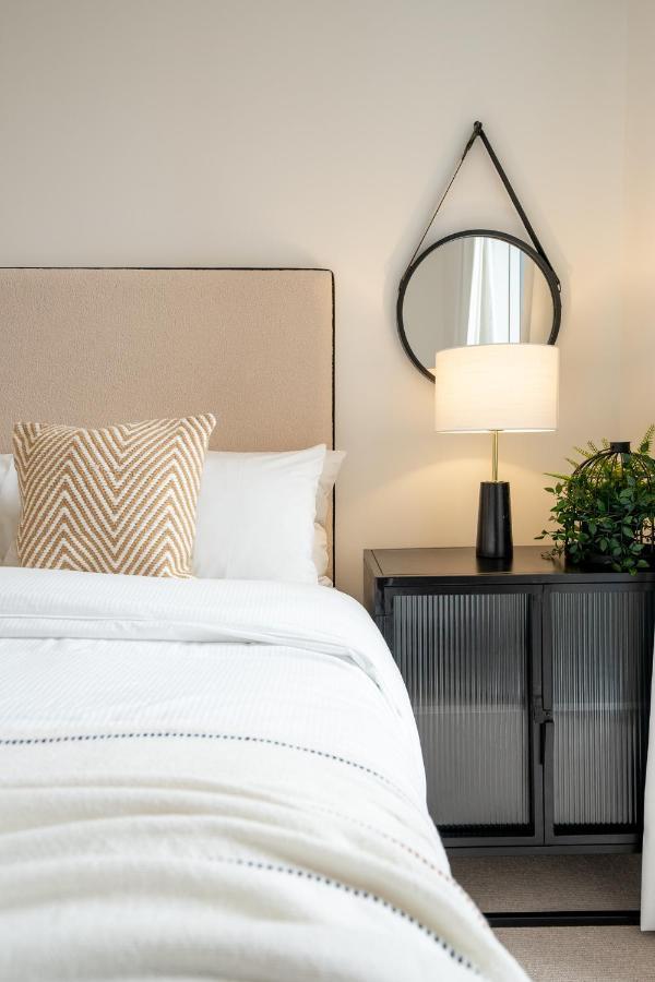 Luxurious Spacious 2Bed Suites Skyline River Views By Canary Wharf Londra Dış mekan fotoğraf